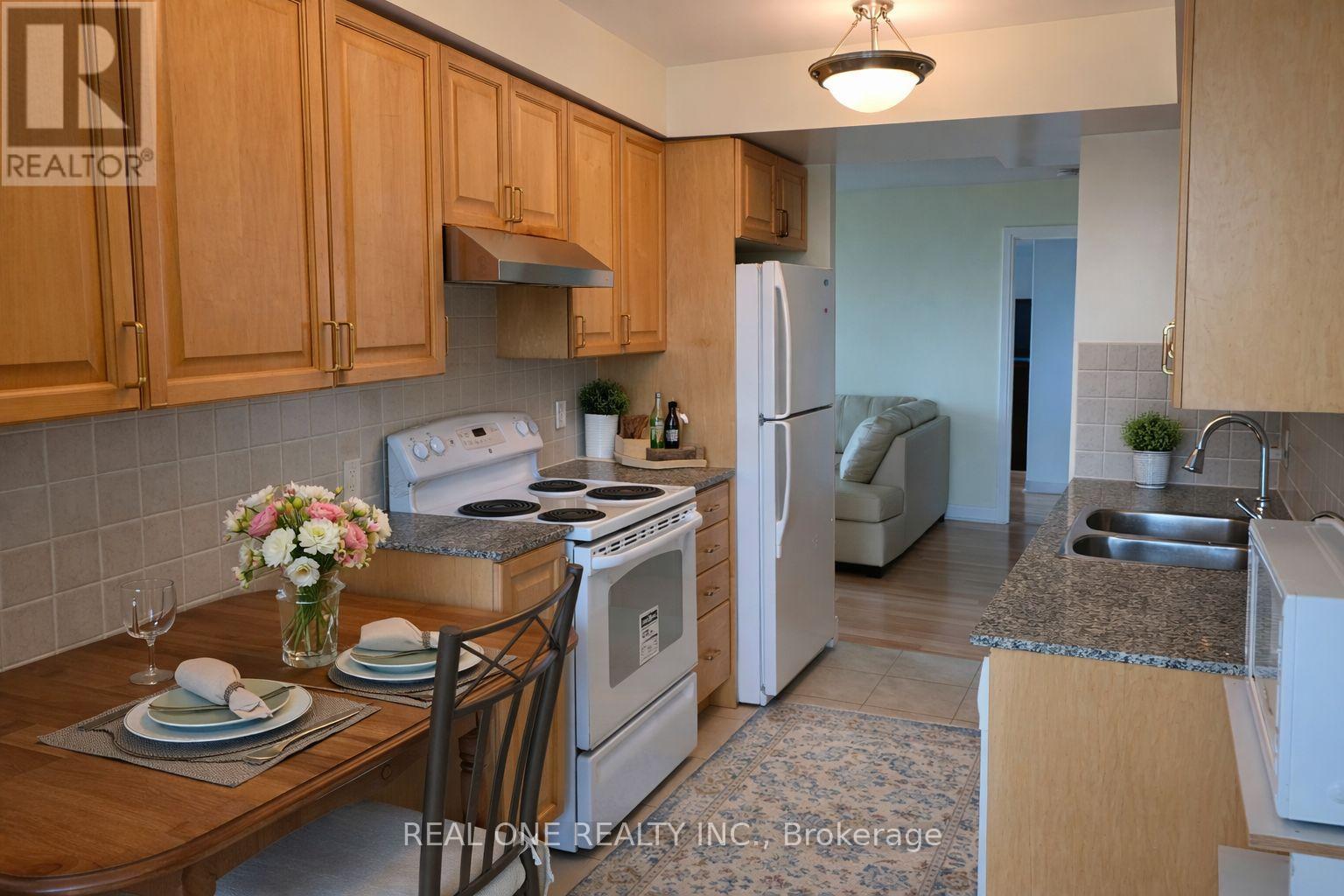 2125 - 238 Bonis Avenue, Toronto, Ontario  M1T 3W7 - Photo 7 - E12887350