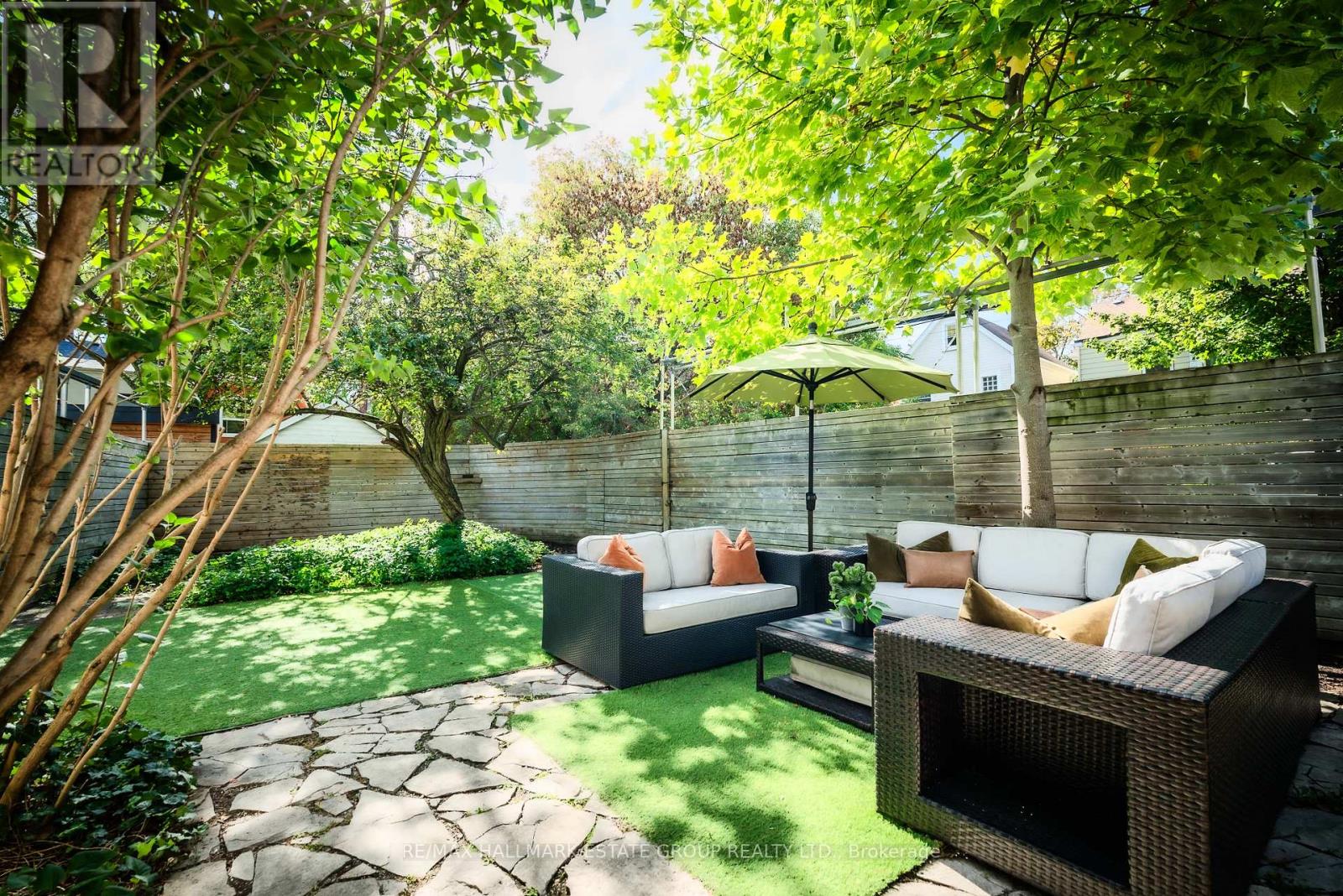 11 Austin Avenue, Toronto, Ontario  M4M 1V7 - Photo 49 - E12922872