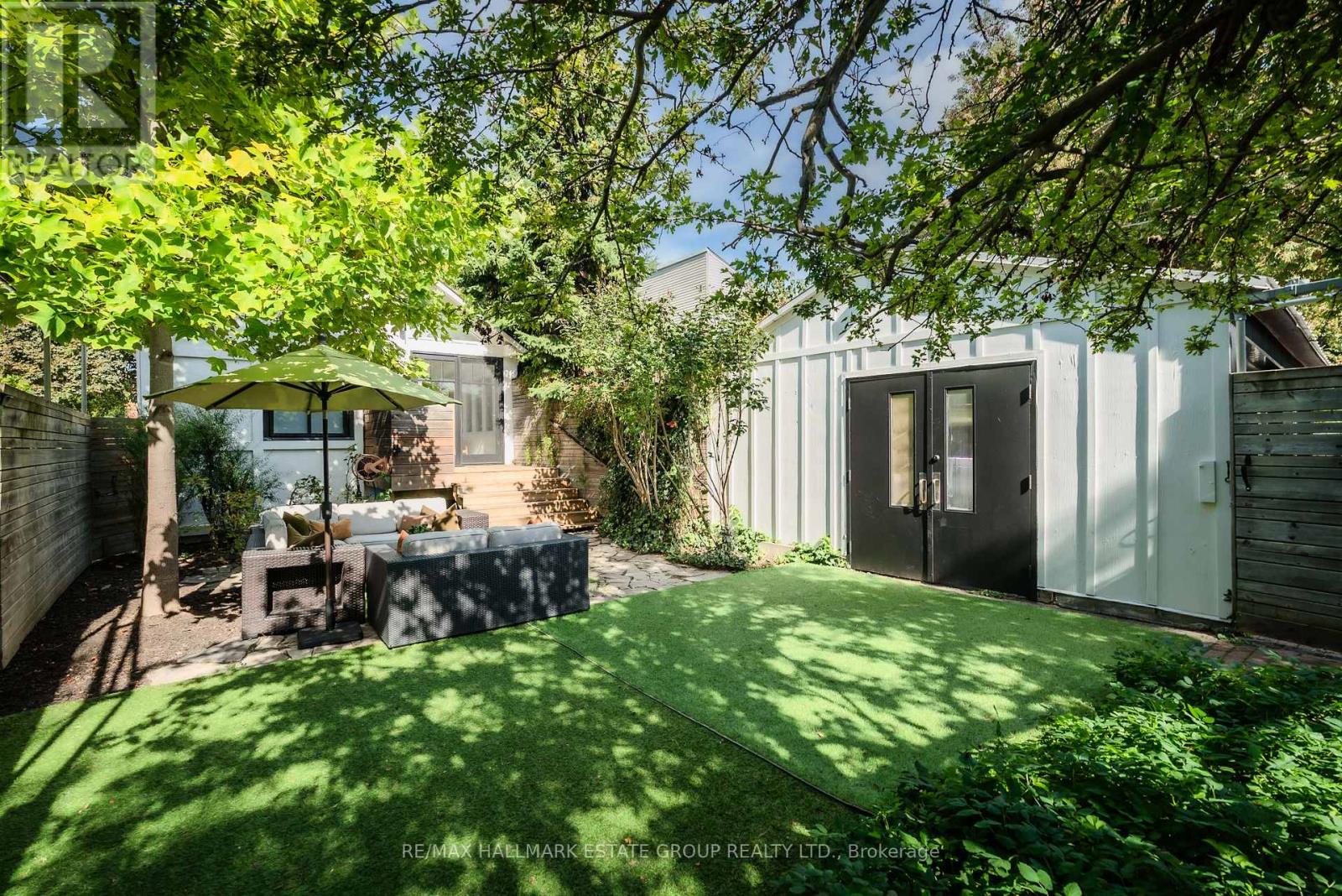 11 Austin Avenue, Toronto, Ontario  M4M 1V7 - Photo 44 - E12922872