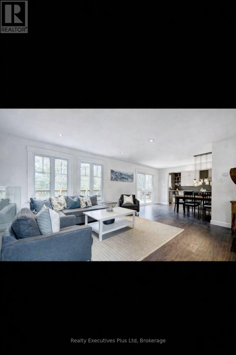 24 Birch Grove Drive, Oro-Medonte, Ontario L4M 4Y8 - Photo 21 - S12916908