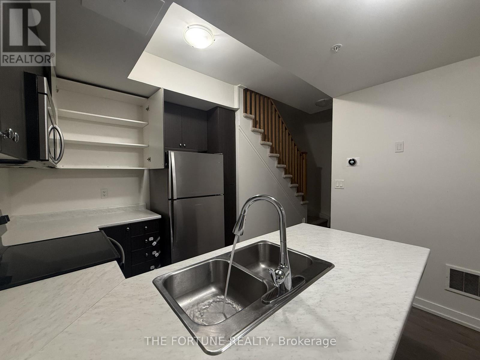 206 - 1555 Kingston Road, Pickering, Ontario  L1V 0E9 - Photo 8 - E12910690