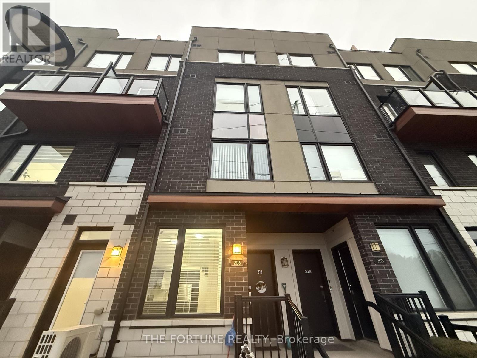 206 - 1555 Kingston Road, Pickering, Ontario  L1V 0E9 - Photo 2 - E12910690