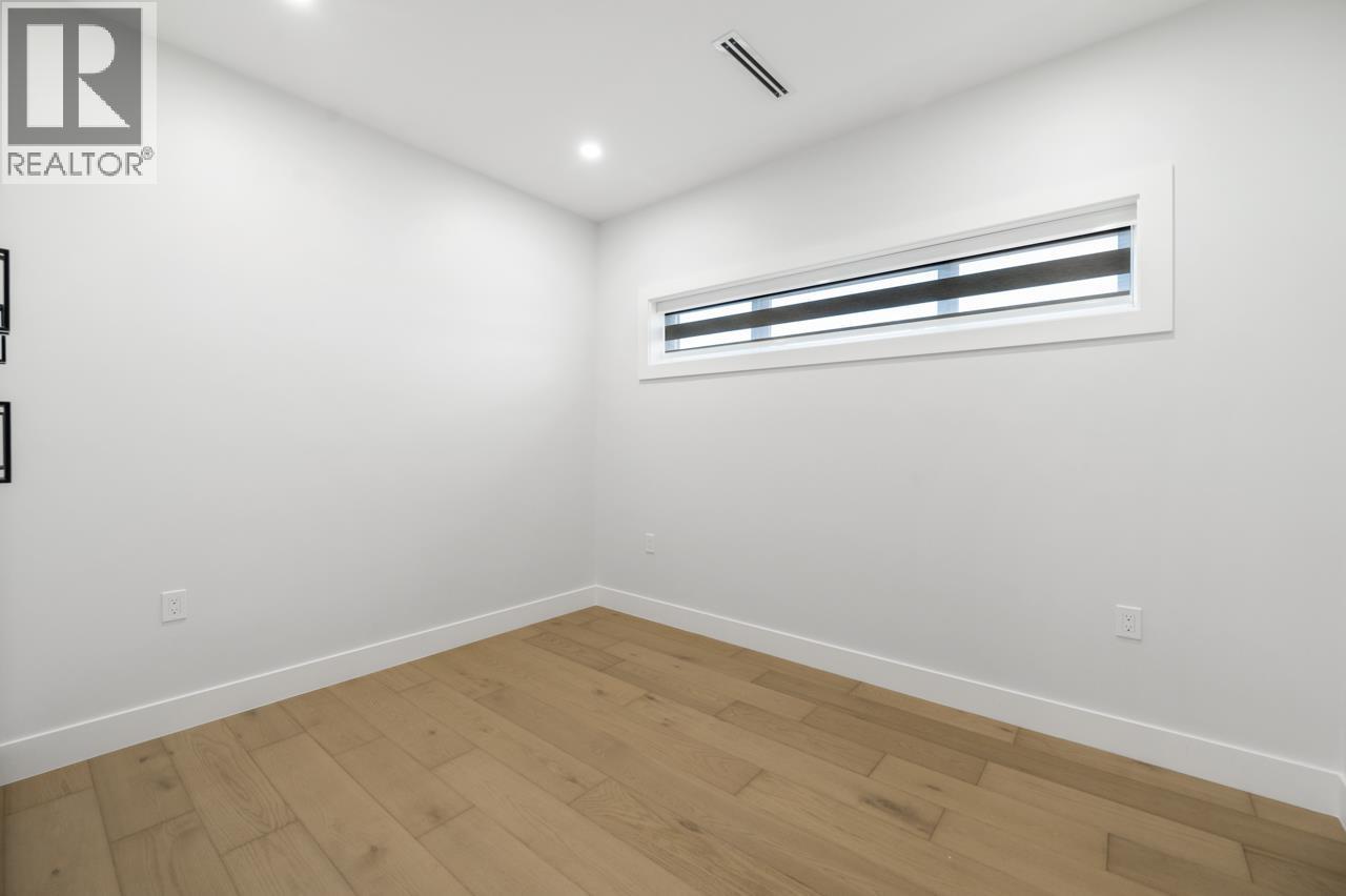 1328 E 64th Avenue, Vancouver, British Columbia V5X 2P1 - Photo 12 - R3085760