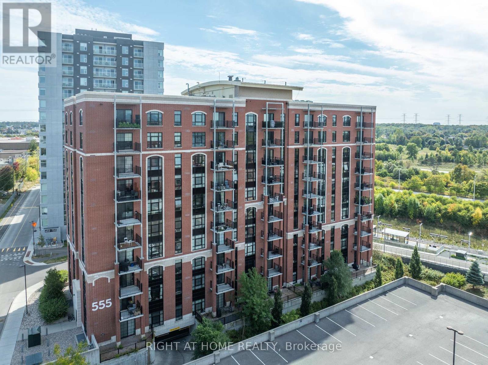 802 - 555 ANAND PRIVATE, Ottawa, Ontario