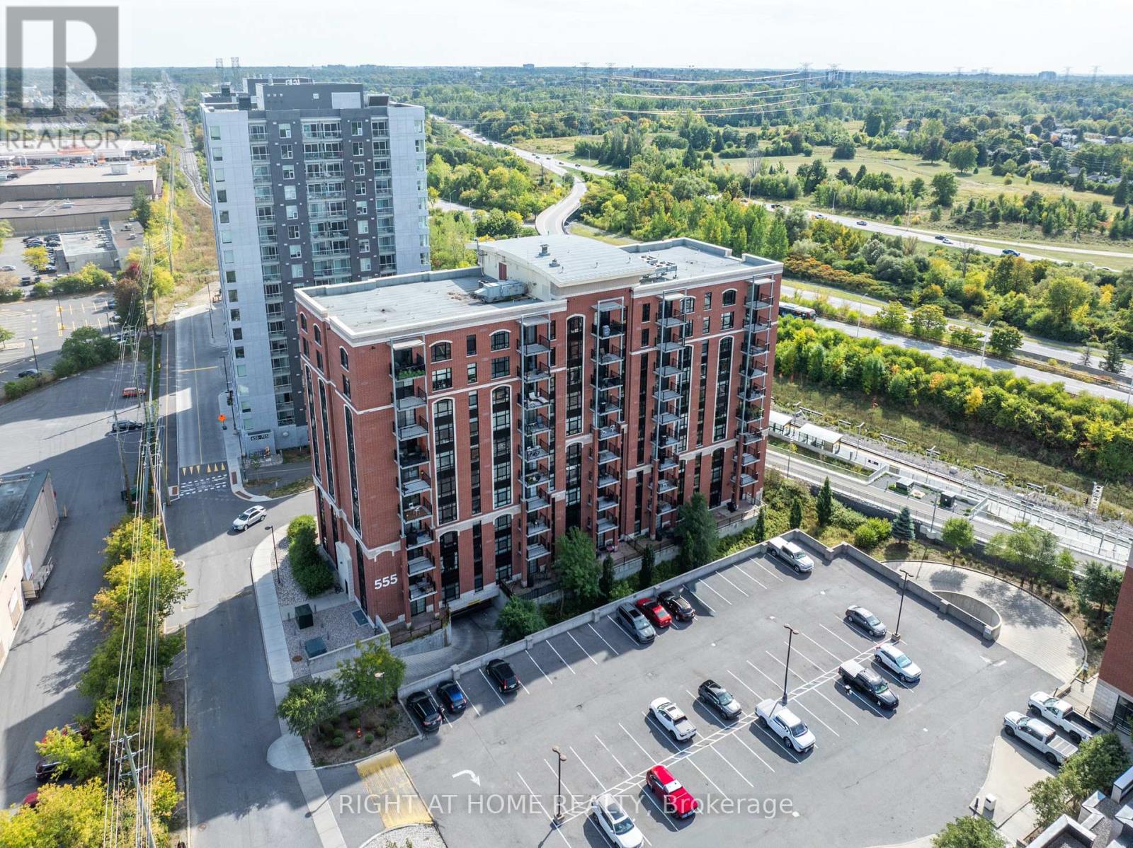 802 - 555 Anand Private, Ottawa, Ontario  K1V 2R7 - Photo 2 - X12926976