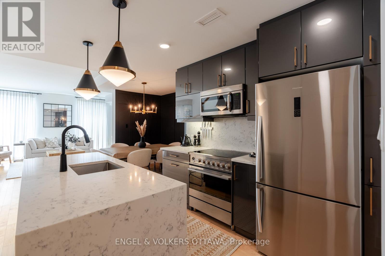 218 - 197 Lisgar Street, Ottawa, Ontario  K2P 0X5 - Photo 3 - X12926990