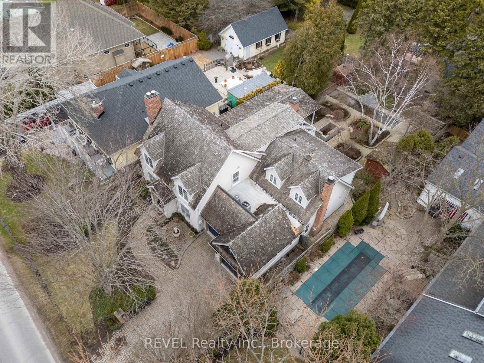 209 John Street, Niagara-On-The-Lake, Ontario  L0S 1J0 - Photo 4 - X12926978