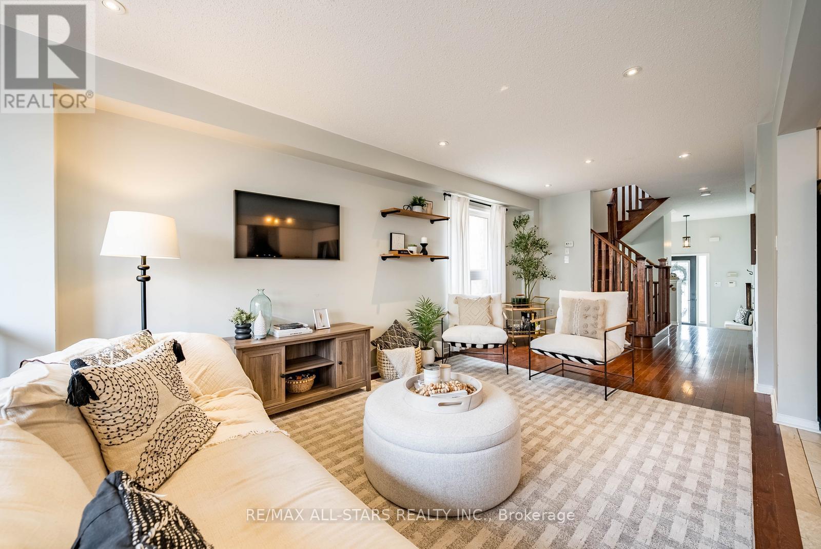 188 Reeves Way Boulevard, Whitchurch-Stouffville, Ontario  L4A 0H6 - Photo 16 - N12926966