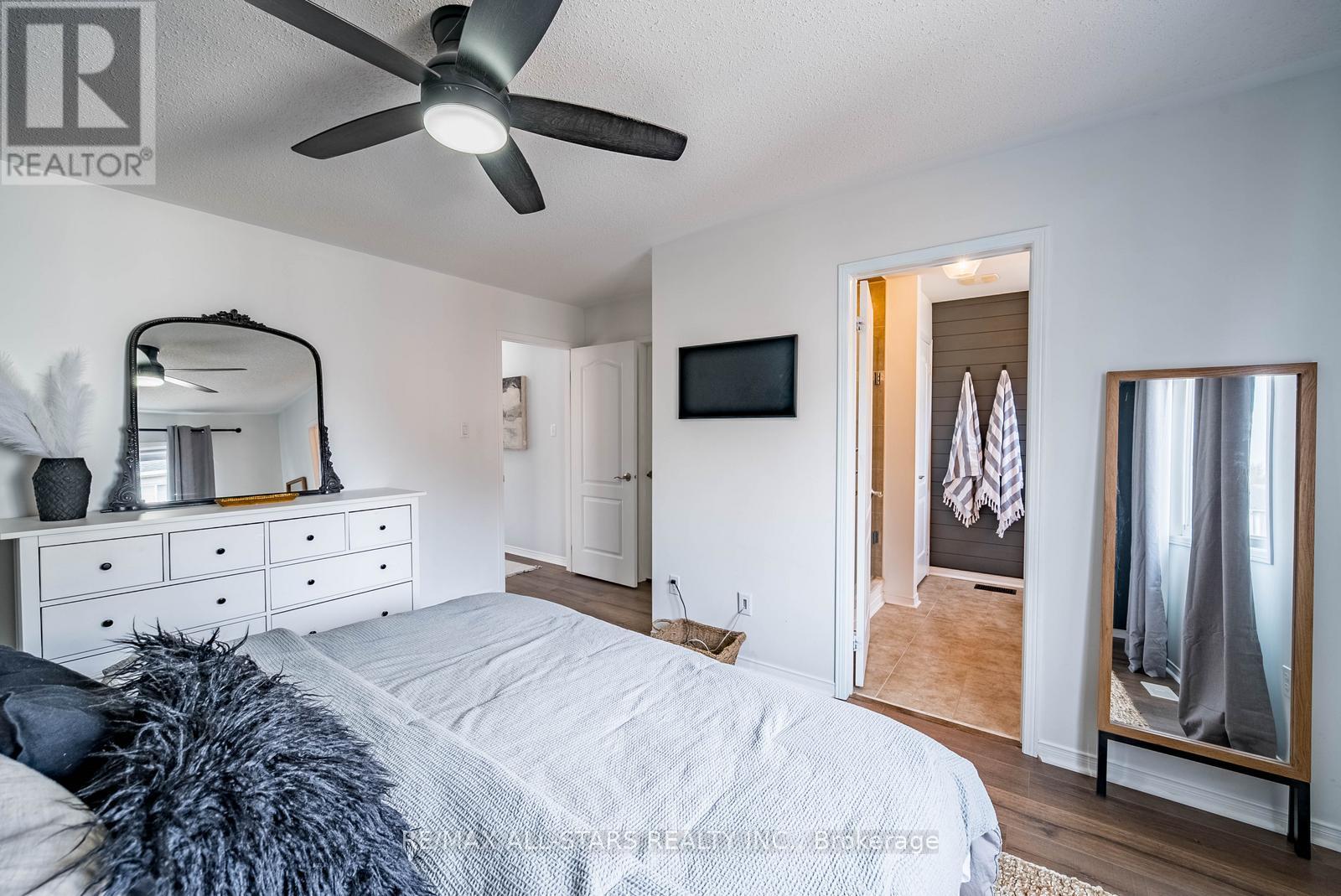 188 Reeves Way Boulevard, Whitchurch-Stouffville, Ontario  L4A 0H6 - Photo 28 - N12926966