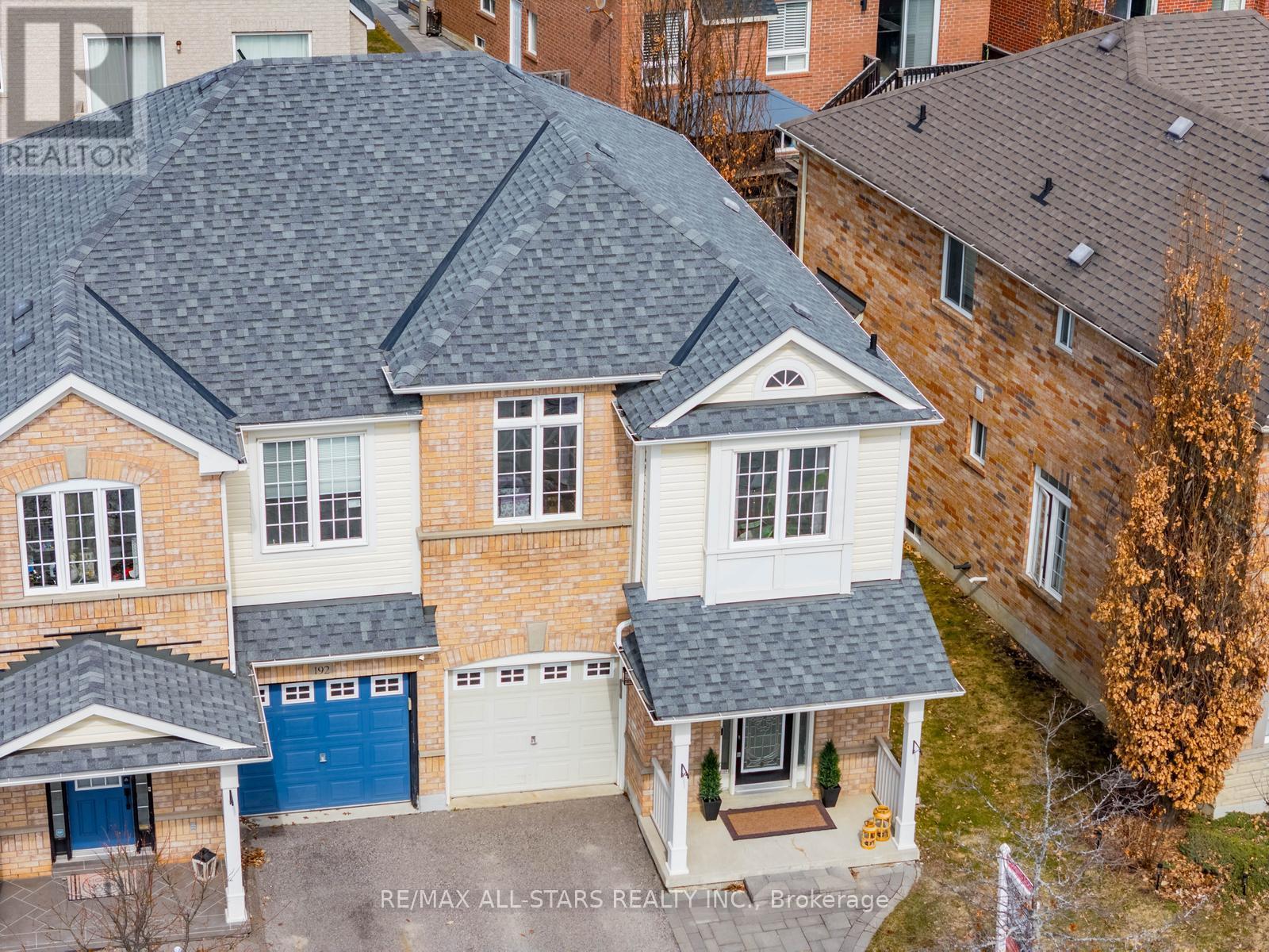 188 Reeves Way Boulevard, Whitchurch-Stouffville, Ontario  L4A 0H6 - Photo 8 - N12926966