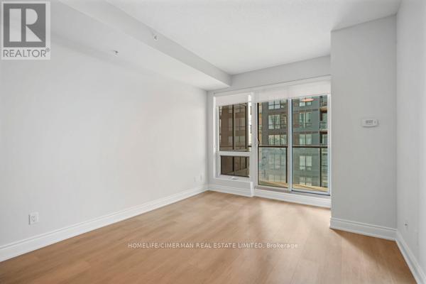 709 - 9090 Yonge Street, Richmond Hill, Ontario  L4C 0Z1 - Photo 7 - N12926980