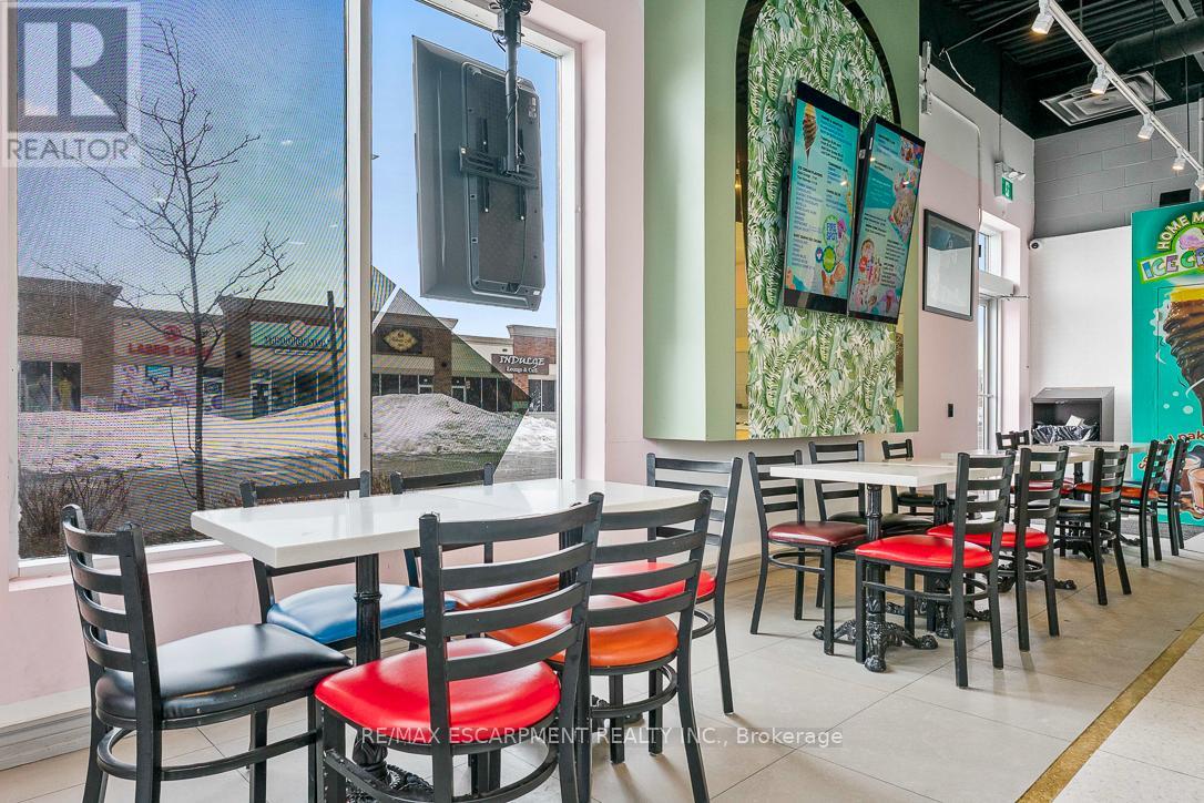 53 - 3515 Odyssey Drive, Mississauga, Ontario  L5M 2S4 - Photo 3 - W12737196