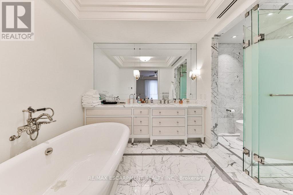 212 - 300 Randall Street, Oakville, Ontario  L6J 3G4 - Photo 29 - W12773050