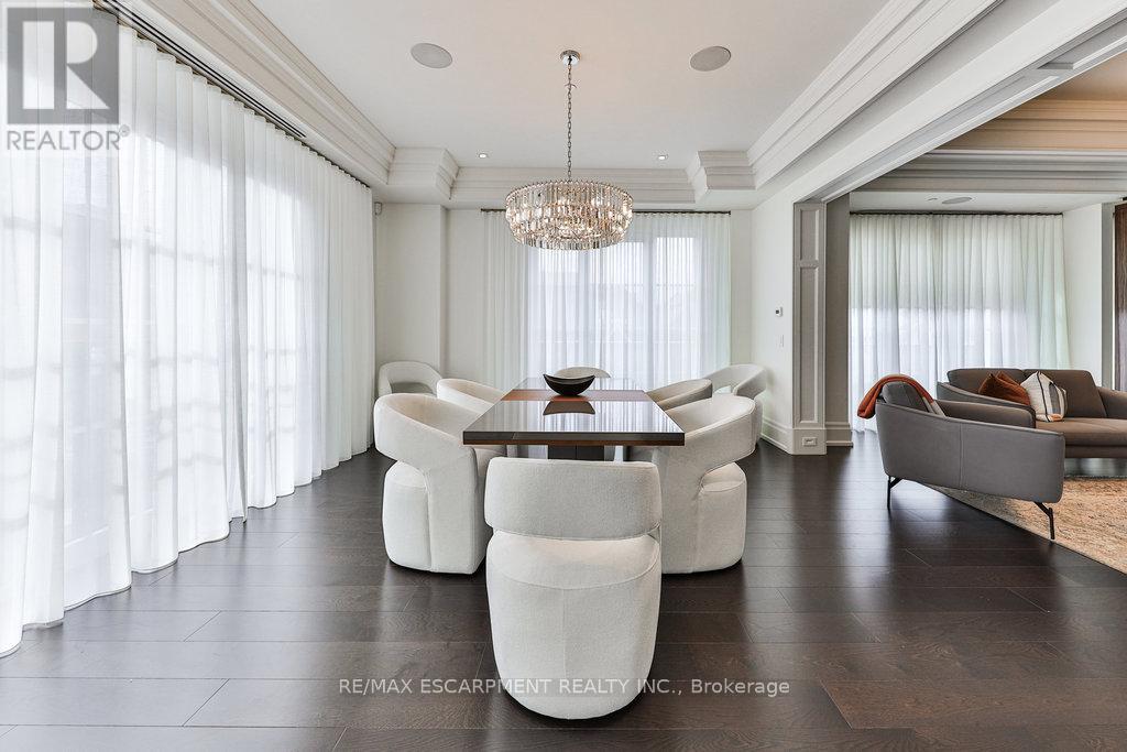 212 - 300 Randall Street, Oakville, Ontario  L6J 3G4 - Photo 38 - W12773050