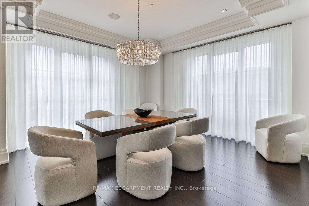 212 - 300 Randall Street, Oakville, Ontario  L6J 3G4 - Photo 36 - W12773050