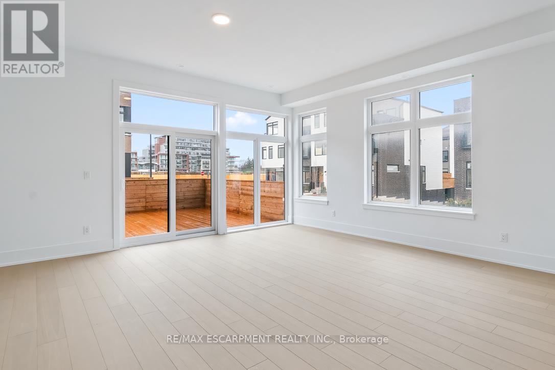 19 - 20 Lou Parsons Way, Mississauga, Ontario  L5H 0B2 - Photo 12 - W12855704