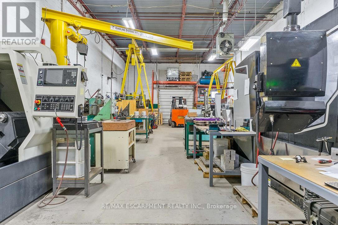 11 - 2430 Lucknow Drive, Mississauga, Ontario  L5S 1V3 - Photo 12 - W12912386