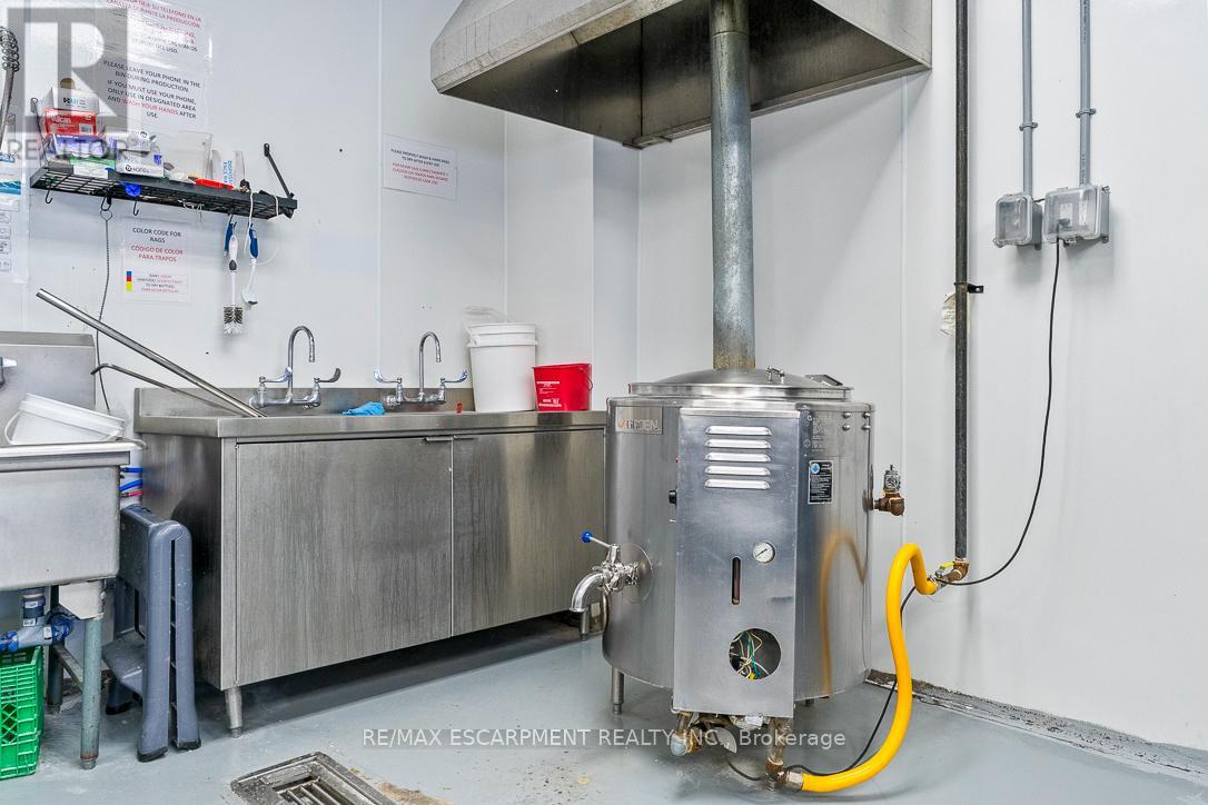 5 - 70 Monarch Road, Guelph, Ontario  N1K 1S3 - Photo 19 - X12786600