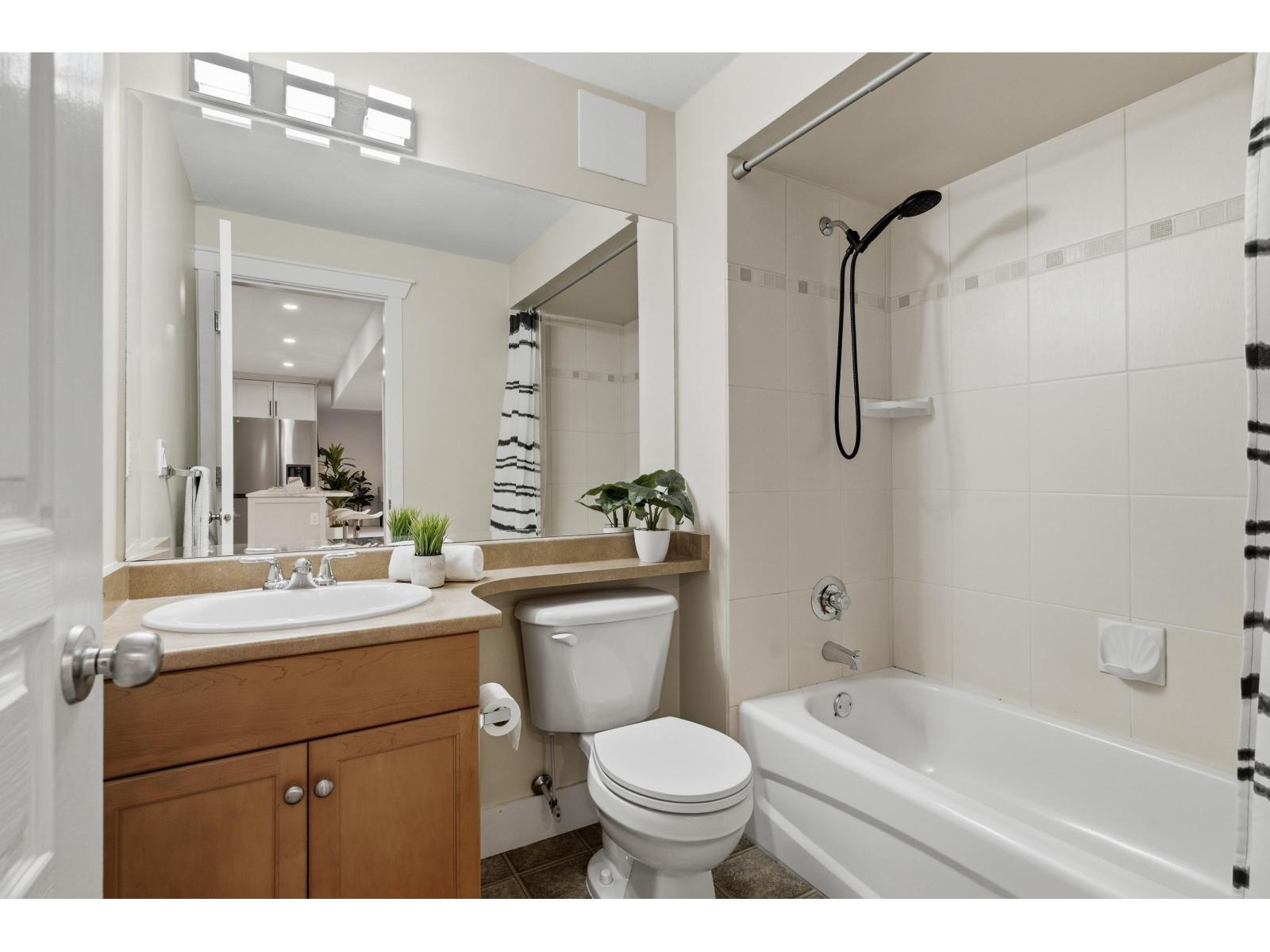 16492 60a Avenue, Surrey, British Columbia  V3S 5V4 - Photo 35 - R3103856