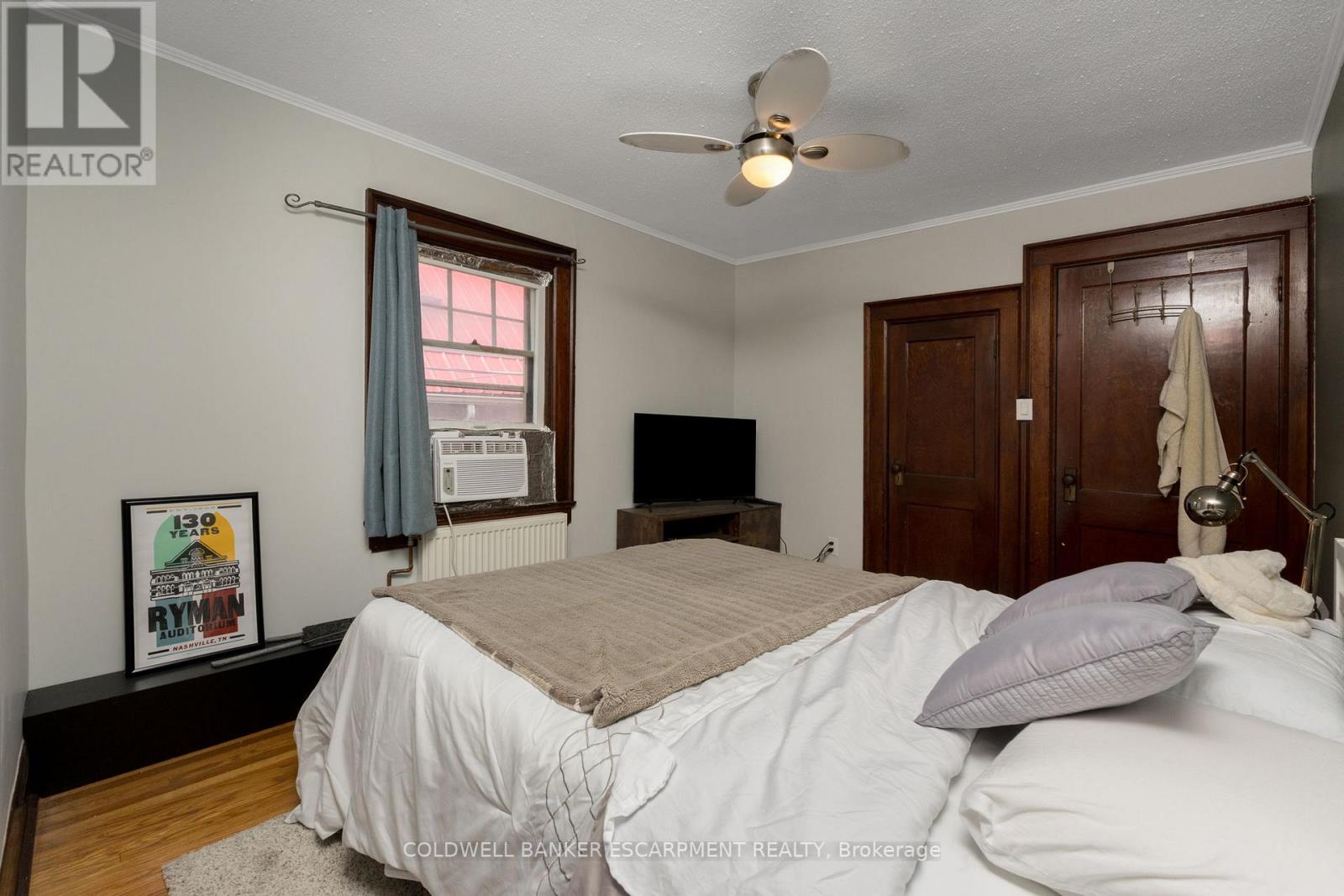 A - 20 Mill Street E, Halton Hills, Ontario L7J 1G9 - Photo 13 - W12926970