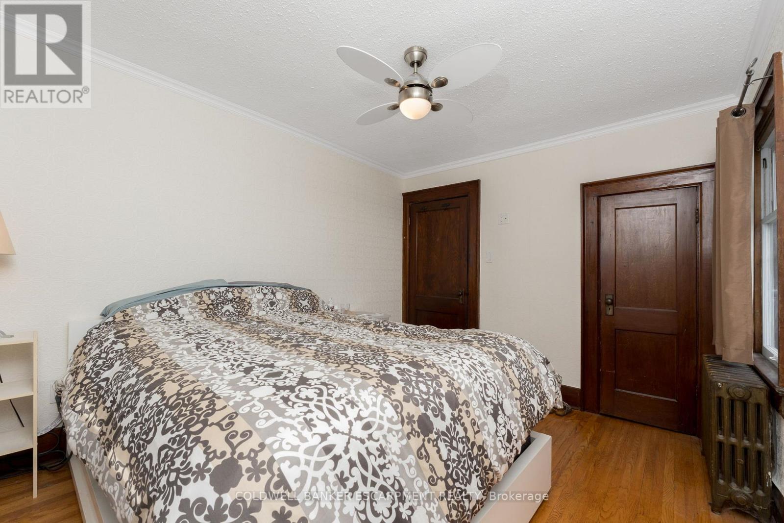 A - 20 Mill Street E, Halton Hills, Ontario L7J 1G9 - Photo 16 - W12926970