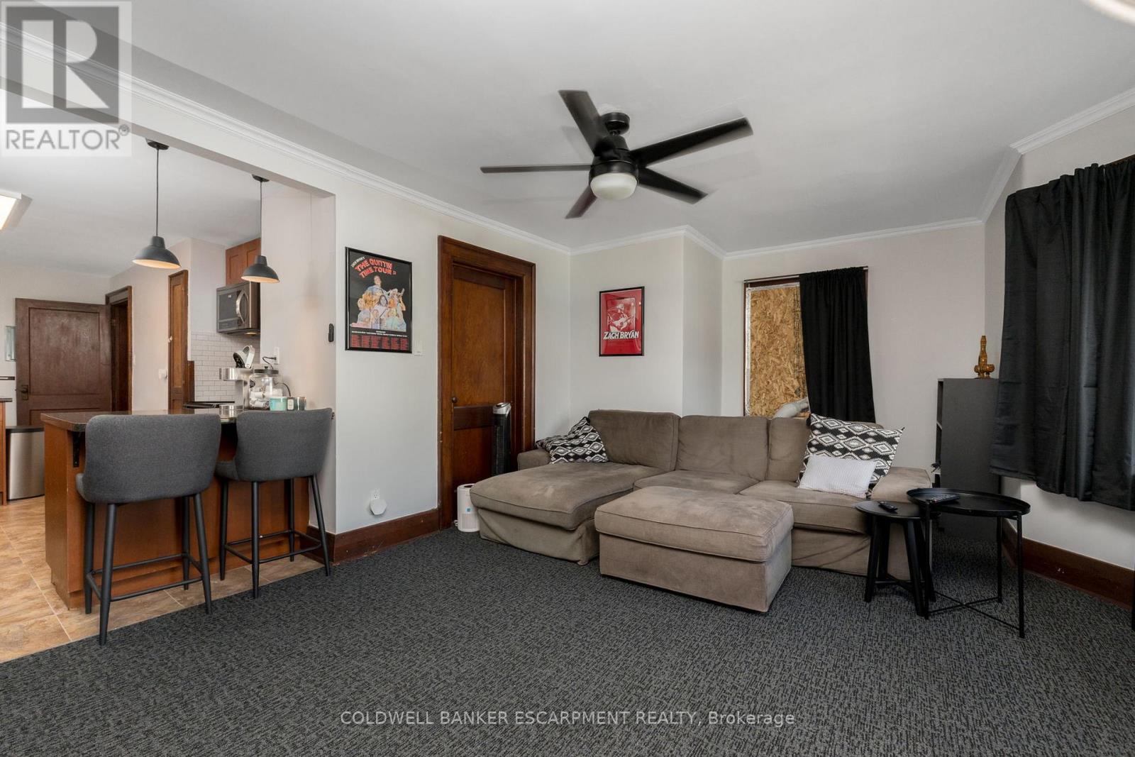 A - 20 Mill Street E, Halton Hills, Ontario L7J 1G9 - Photo 9 - W12926970