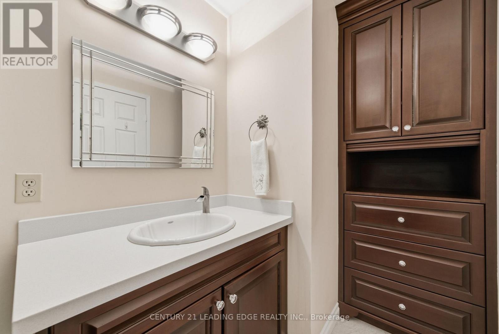 1204 - 360 Watson Street, Whitby, Ontario  L1N 9G2 - Photo 29 - E12925532