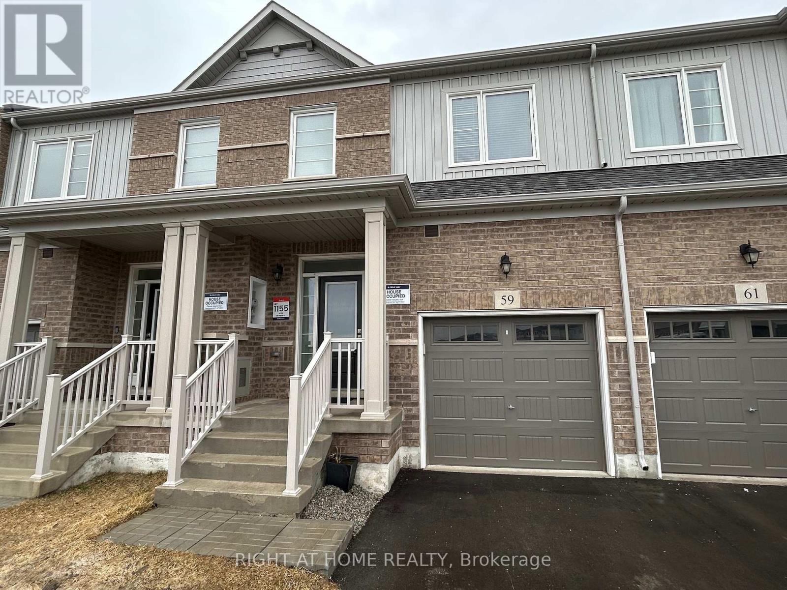 59 Greer Street, Barrie, Ontario  L9J 0R5 - Photo 2 - S12921836