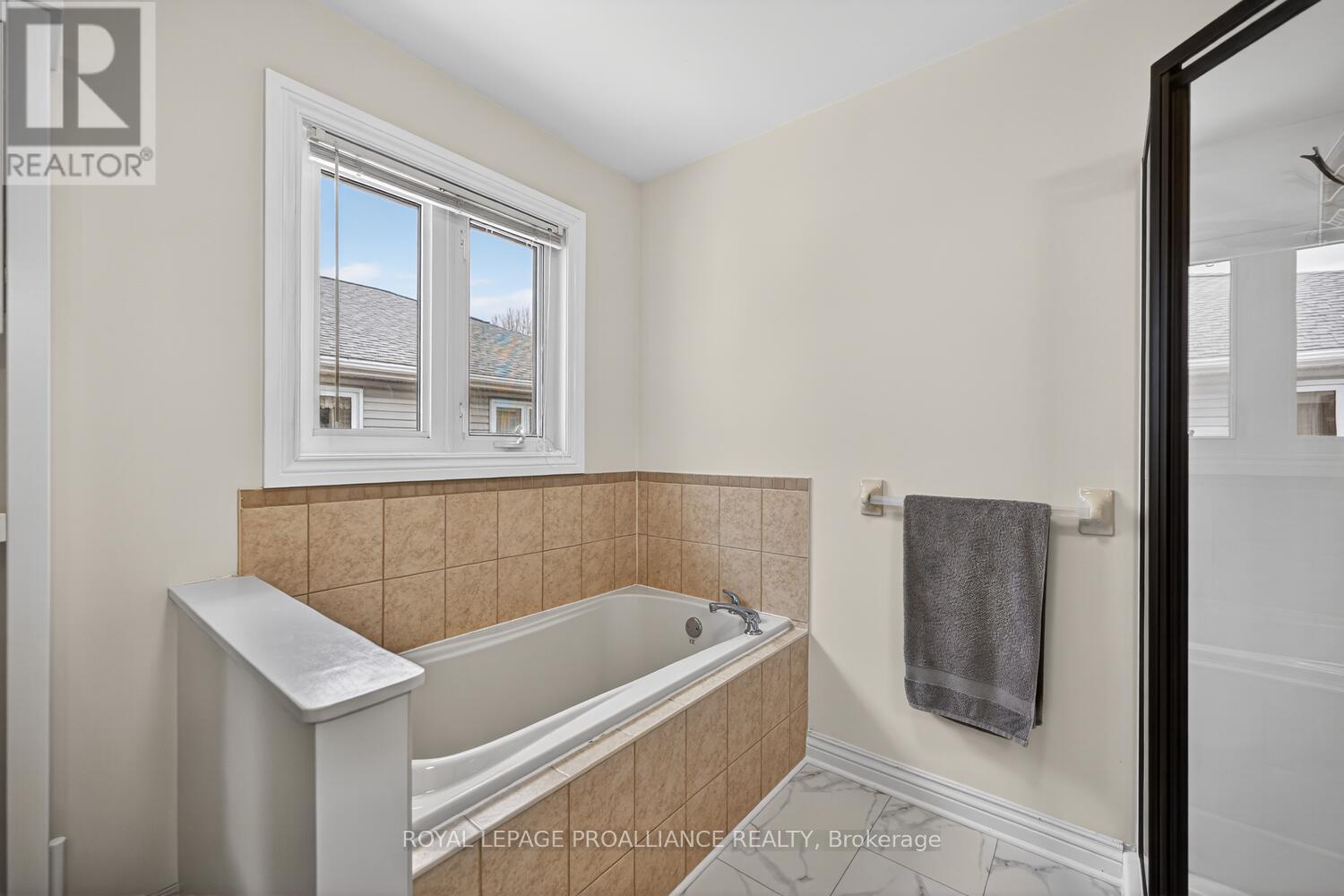 1002 Montrose Street, Brockville, Ontario  K6V 7E9 - Photo 21 - X12927002