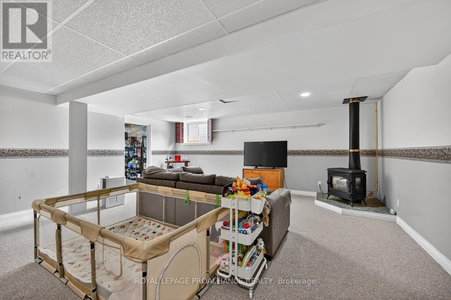 1002 Montrose Street, Brockville, Ontario  K6V 7E9 - Photo 25 - X12927002