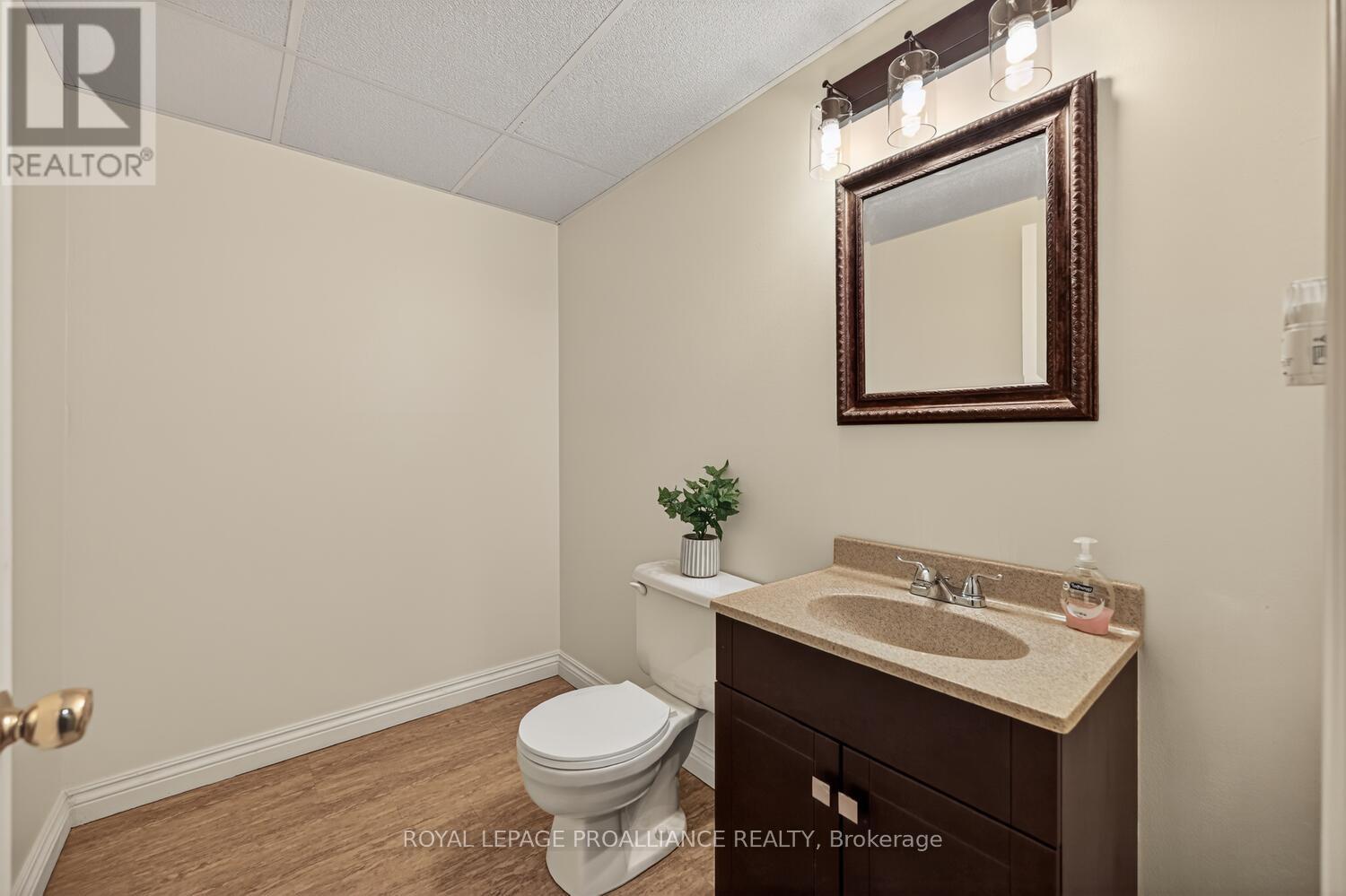 1002 Montrose Street, Brockville, Ontario  K6V 7E9 - Photo 26 - X12927002