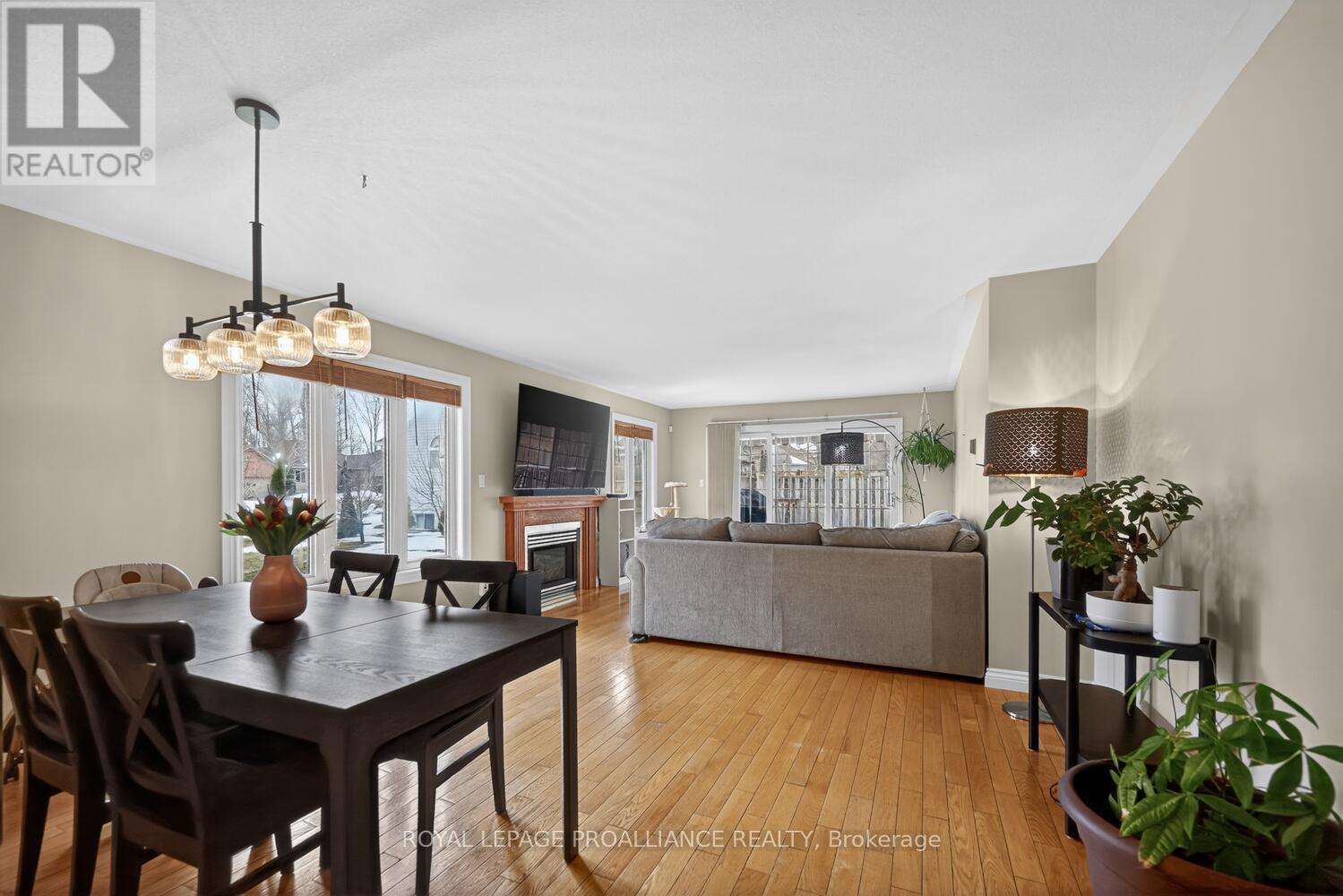 1002 Montrose Street, Brockville, Ontario  K6V 7E9 - Photo 8 - X12927002