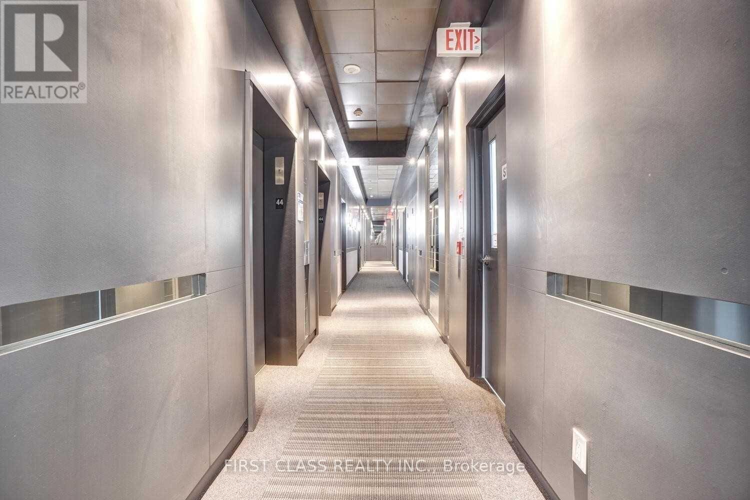 Ph4405 - 110 Charles Street E, Toronto, Ontario  M4Y 1T5 - Photo 18 - C12893966