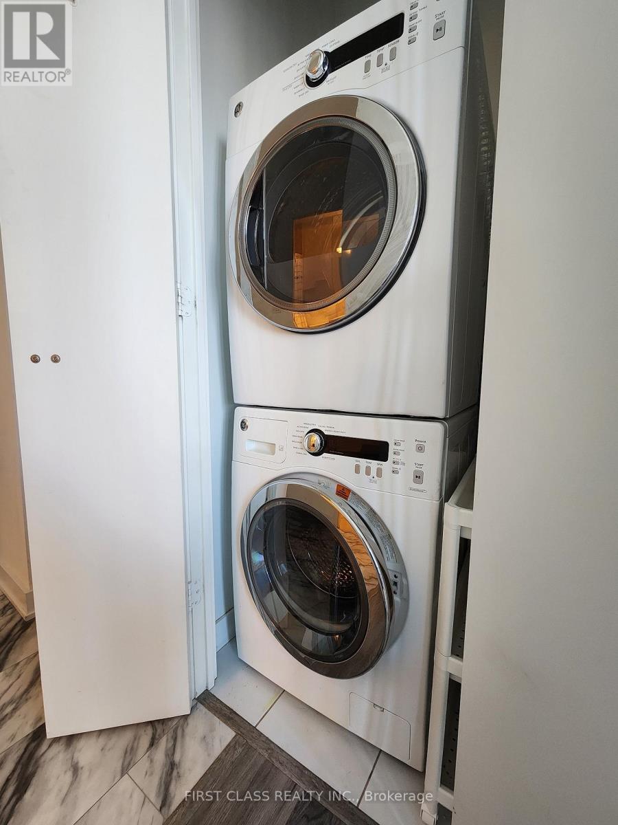 Ph4405 - 110 Charles Street E, Toronto, Ontario  M4Y 1T5 - Photo 20 - C12893966