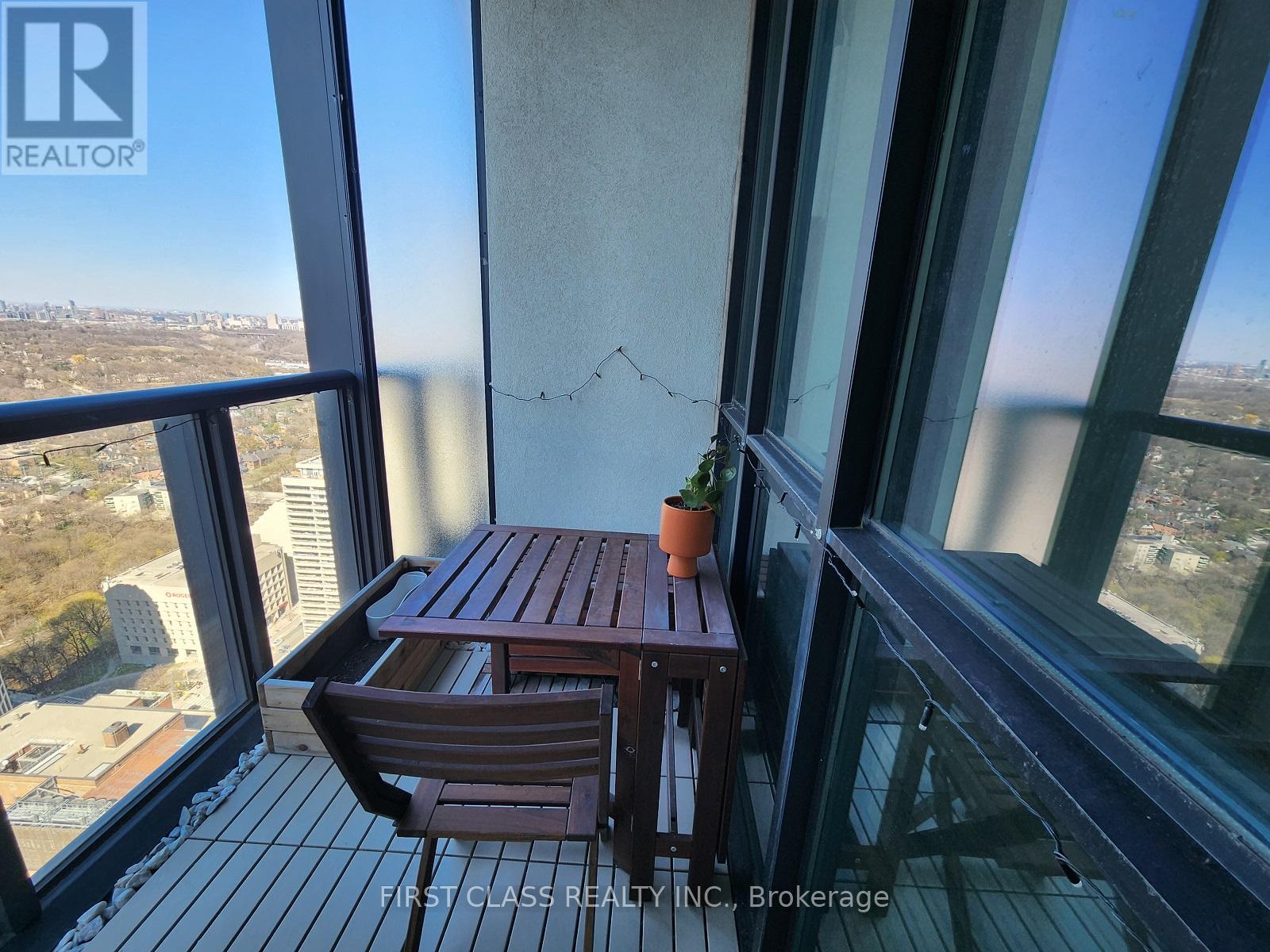 Ph4405 - 110 Charles Street E, Toronto, Ontario  M4Y 1T5 - Photo 6 - C12893966