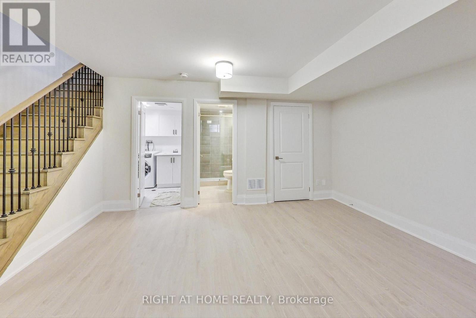 Th7 - 390 Highway 7 E, Richmond Hill, Ontario  L4B 0G5 - Photo 28 - N12762044