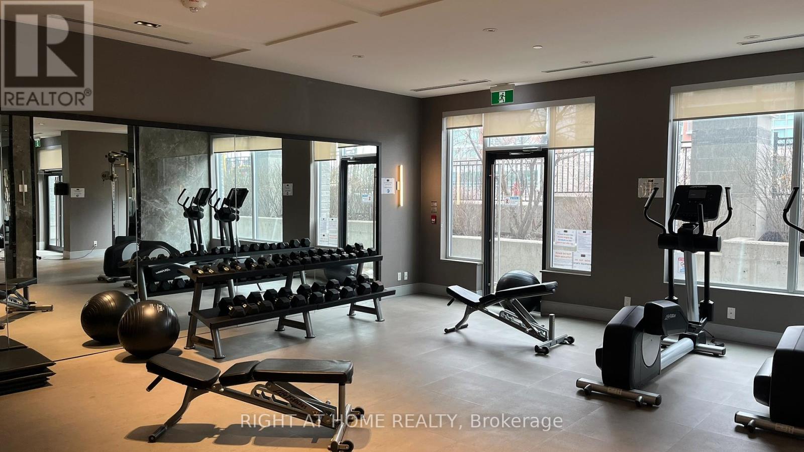 Th7 - 390 Highway 7 E, Richmond Hill, Ontario  L4B 0G5 - Photo 36 - N12762044