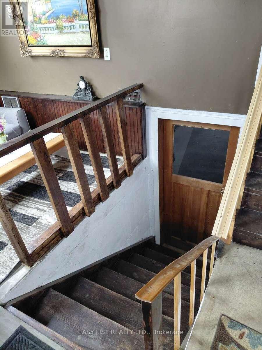 4792 Langbank Line, Dawn-Euphemia, Ontario  N0P 1K0 - Photo 36 - X12200592