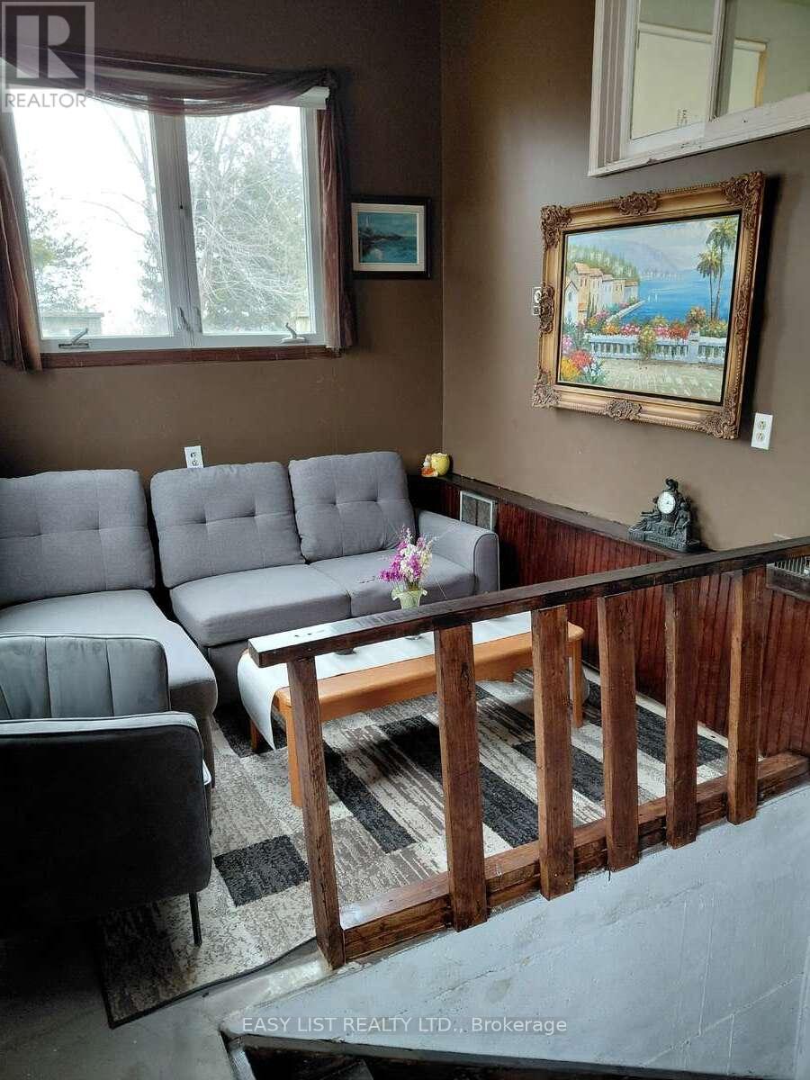 4792 Langbank Line, Dawn-Euphemia, Ontario  N0P 1K0 - Photo 35 - X12200592