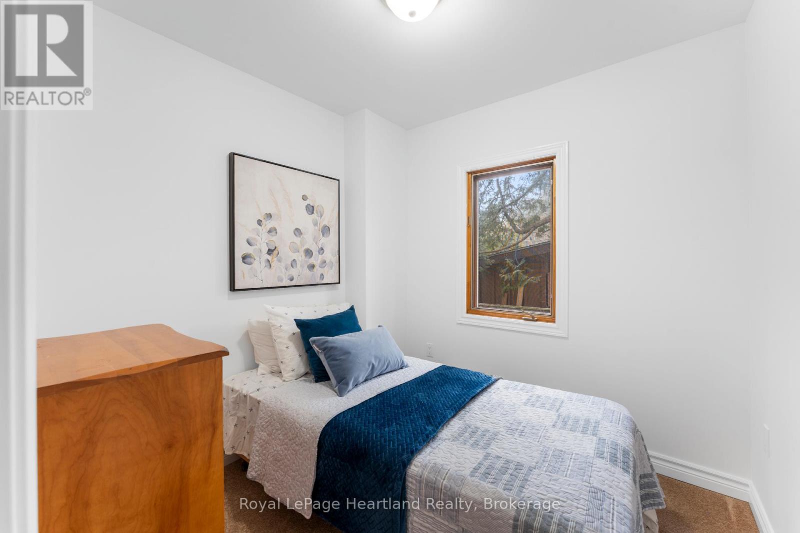 75587 Elliot Street N, Bluewater (Bayfield), Ontario  N0M 1G0 - Photo 16 - X12927022