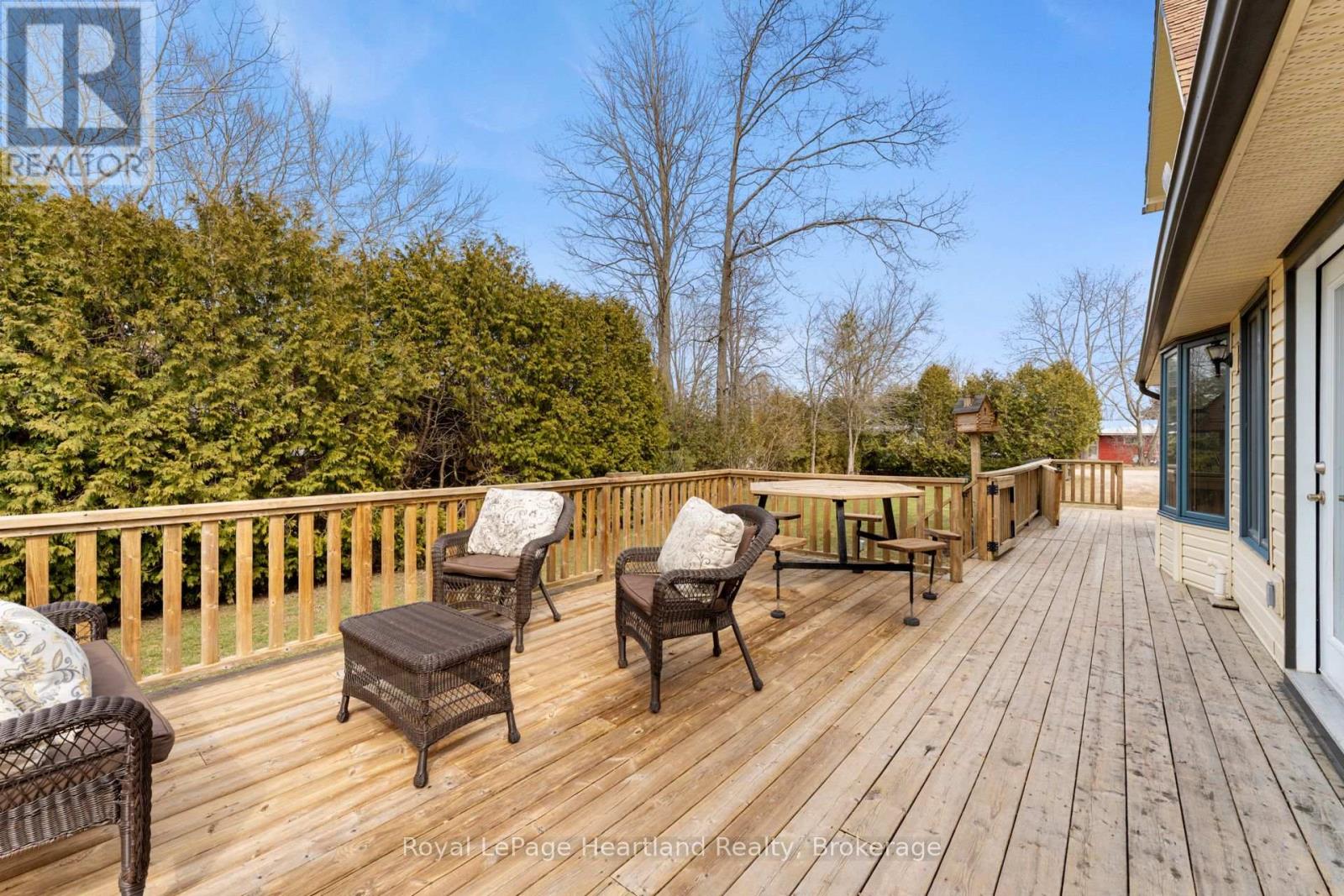 75587 Elliot Street N, Bluewater (Bayfield), Ontario  N0M 1G0 - Photo 32 - X12927022