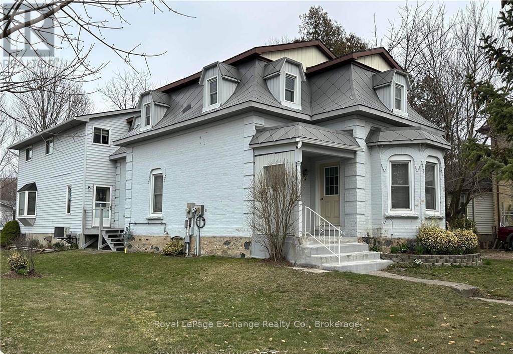 247 Broadway Street, Kincardine, Ontario  N2Z 2X9 - Photo 2 - X12927024