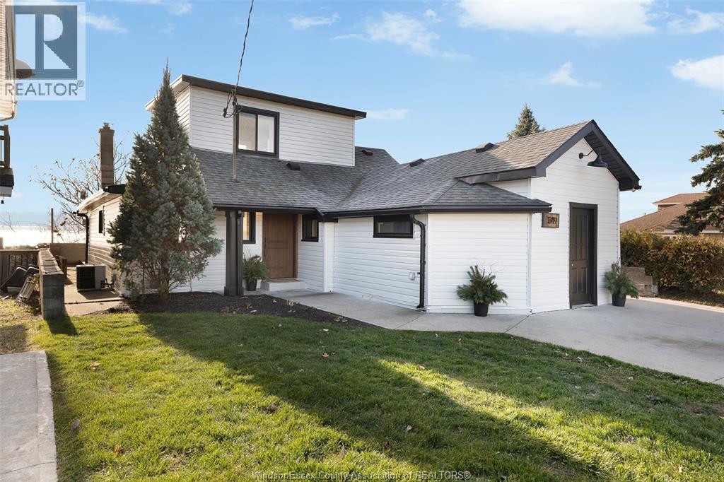 1349 Heritage Road, Kingsville, Ontario  N9Y 2E6 - Photo 2 - 26003010