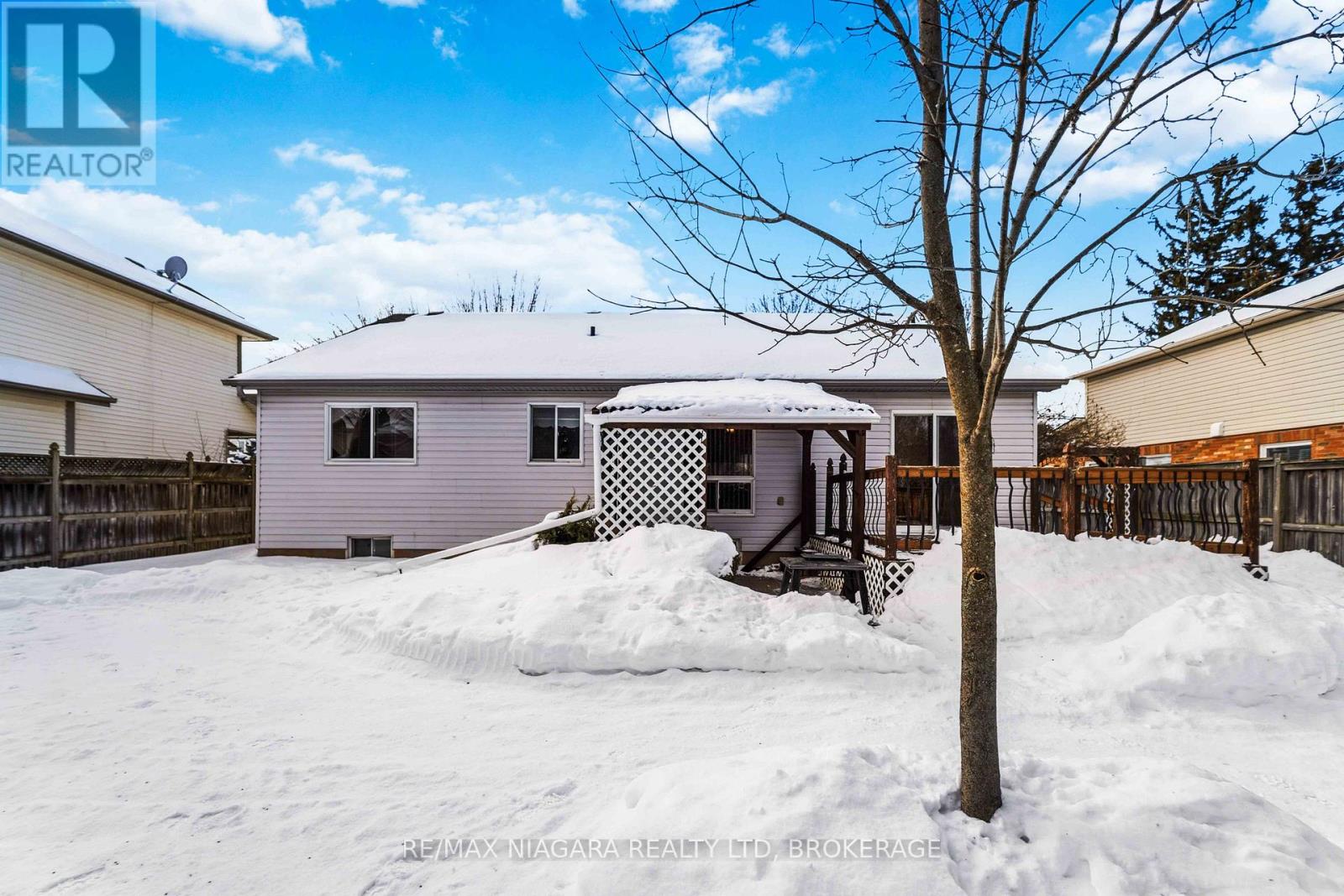 4445 Lincoln Avenue, Lincoln, Ontario  L0R 1B3 - Photo 32 - X12763948