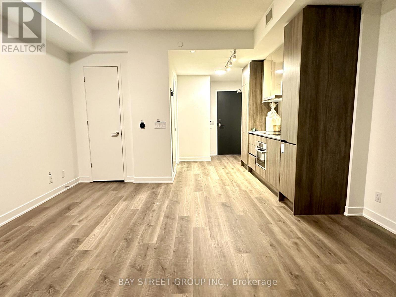 4211 - 180 Front Street E, Toronto, Ontario  M5A 0A9 - Photo 5 - C12927008