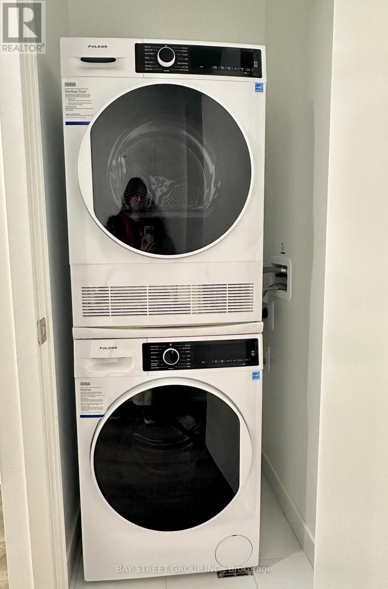 4211 - 180 Front Street E, Toronto, Ontario  M5A 0A9 - Photo 9 - C12927008