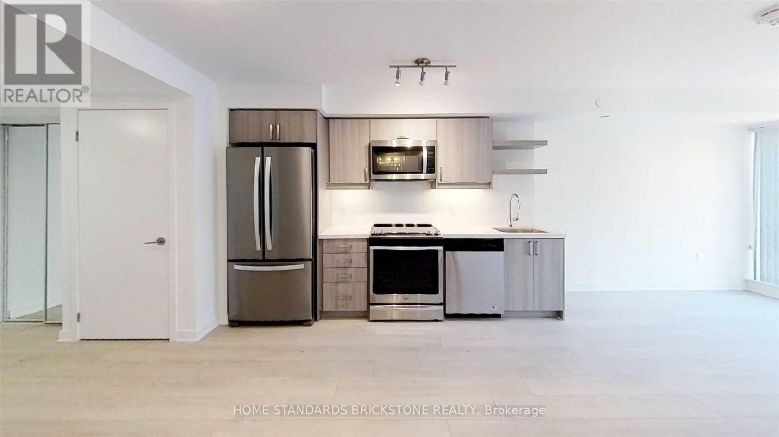 50 Wellesley Street, Toronto, Ontario  M4Y 0C8 - Photo 5 - C12927018