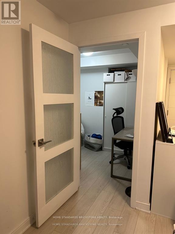 50 Wellesley Street, Toronto, Ontario  M4Y 0C8 - Photo 6 - C12927018