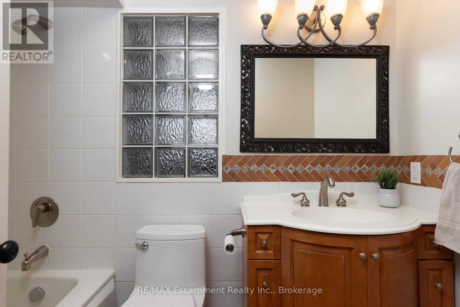 165 Walby Drive, Oakville, Ontario  L6L 4C9 - Photo 21 - W12799510