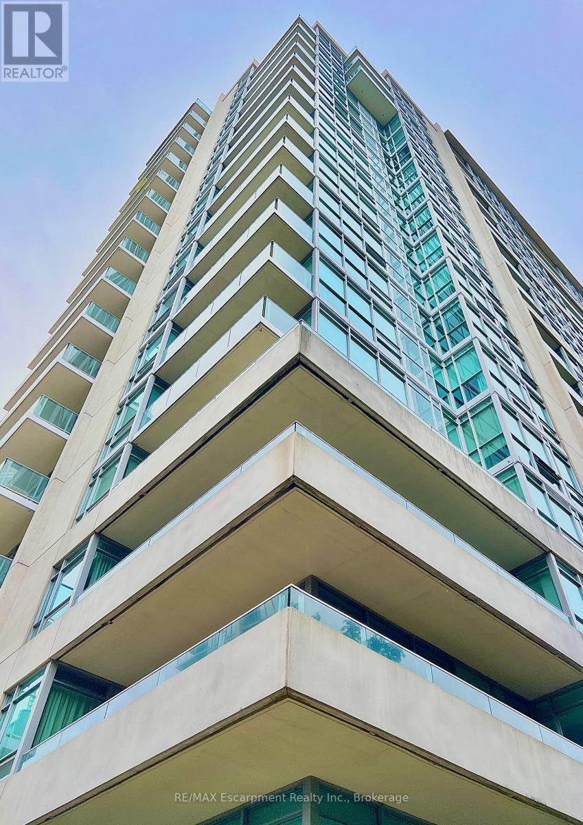 1309 - 1055 Southdown Road, Mississauga, Ontario  L5J 0A3 - Photo 2 - W12896908